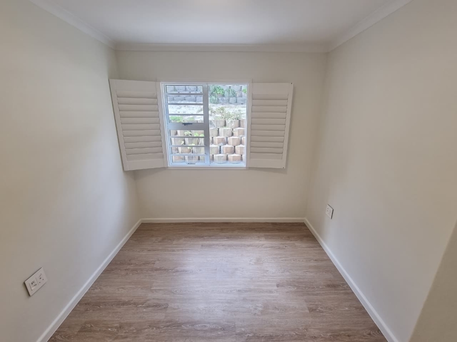 To Let 2 Bedroom Property for Rent in Big Bay Western Cape